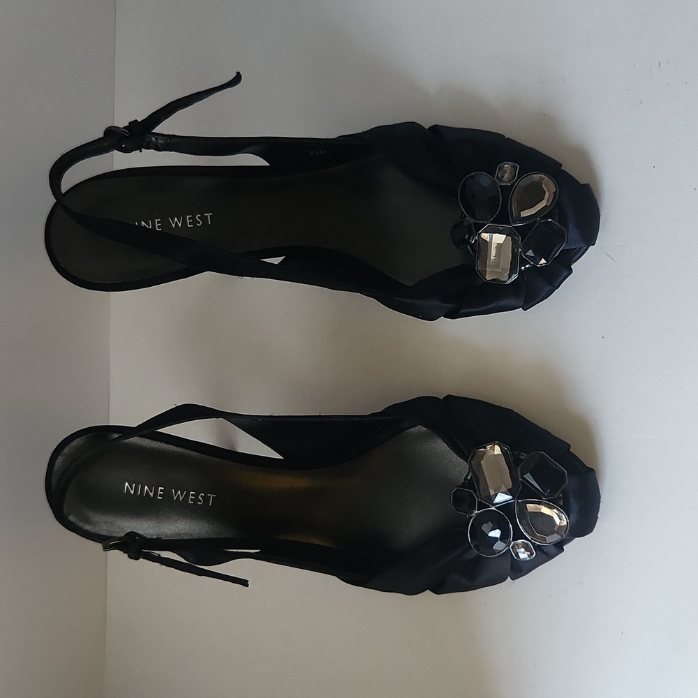 Nine West NWPaulAnne Jeweled Heels 8.5 M